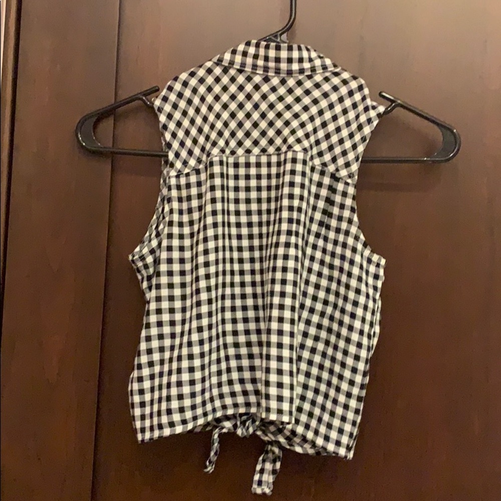 Top - Picture 2 of 3